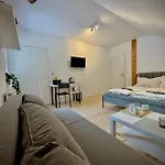 Lägenhet Huskyhausen - Schlittenhunde Erlebnisse & Urlaub Mitten In Der Natur!