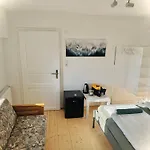 Lägenhet Huskyhausen - Schlittenhunde Erlebnisse & Urlaub Mitten In Der Natur!