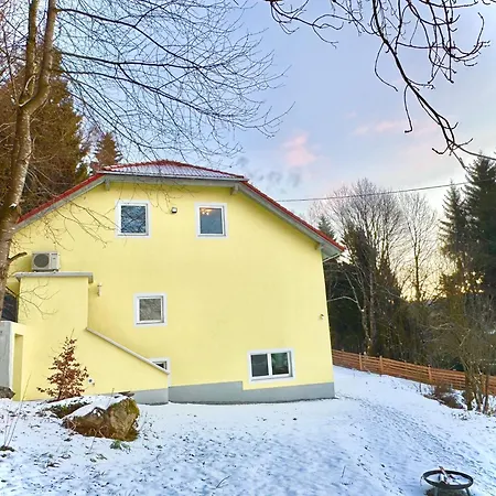 Апартаменты Huskyhausen - Schlittenhunde Erlebnisse & Urlaub Mitten In Der Natur!