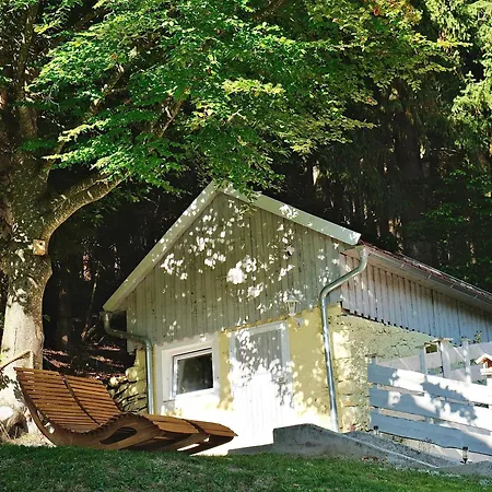 Ferienwohnung Huskyhausen - Urlaub Bei Huskys In Alleinlage Im Boehmerwald Klaffer am Hochficht