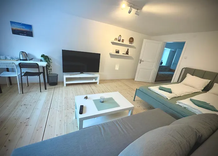 Huskyhausen - Schlittenhunde Erlebnisse & Urlaub Mitten In Der Natur!